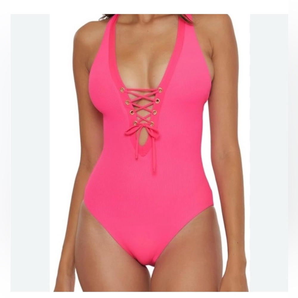Becca Swimsuit- New 🌴🌴🏖🏖